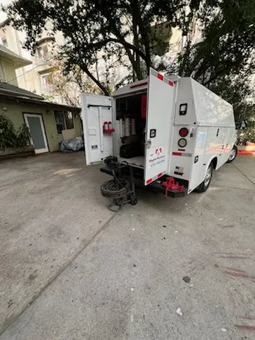 Magnet Plumbing service vehicle on-site for Slab Leak Repair in Skyway